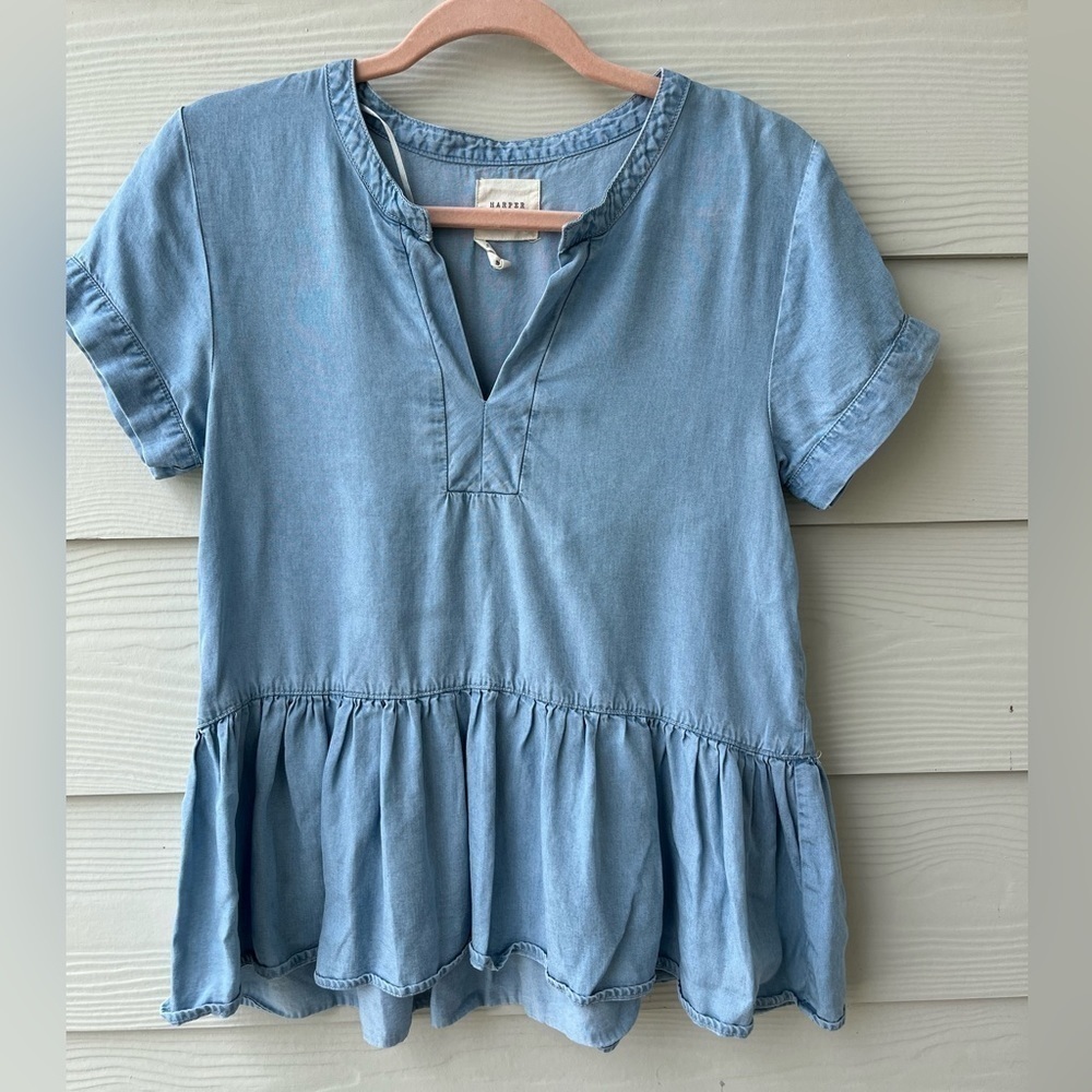🌸Harper peplum 100% cotton top size small